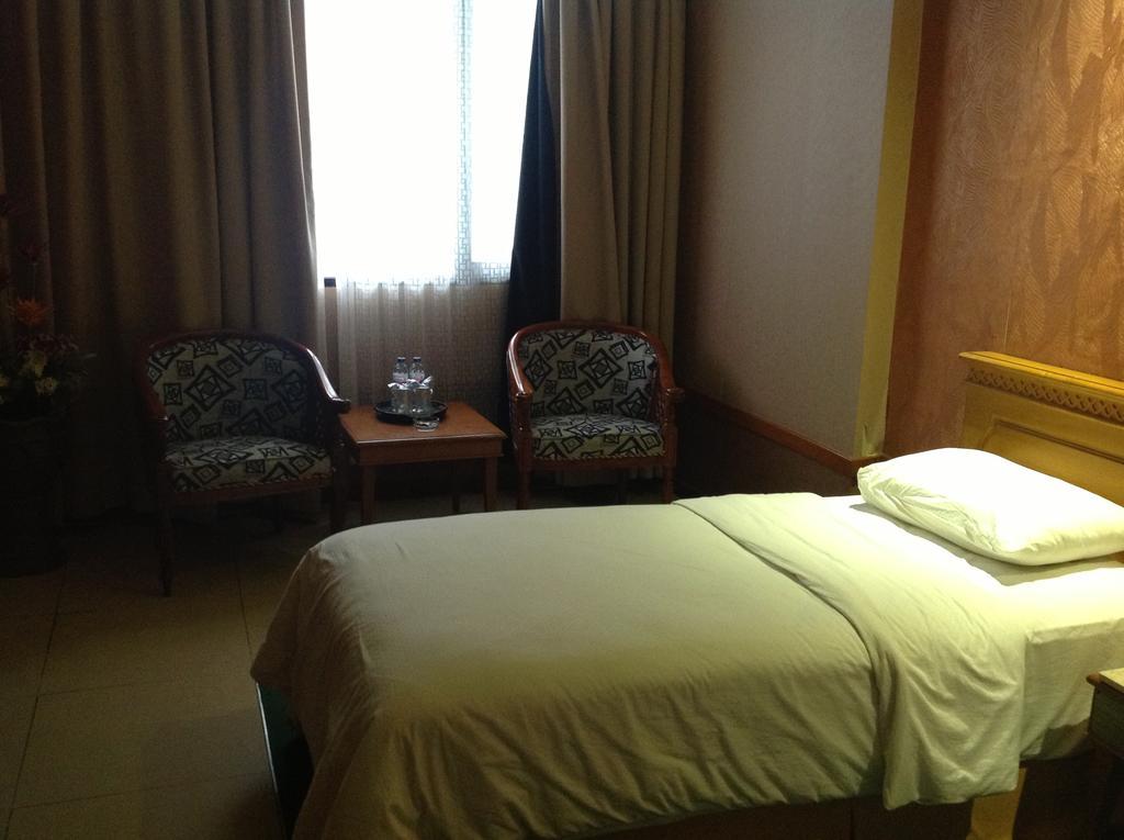 Banjarmasin Internasional Hotel Room photo